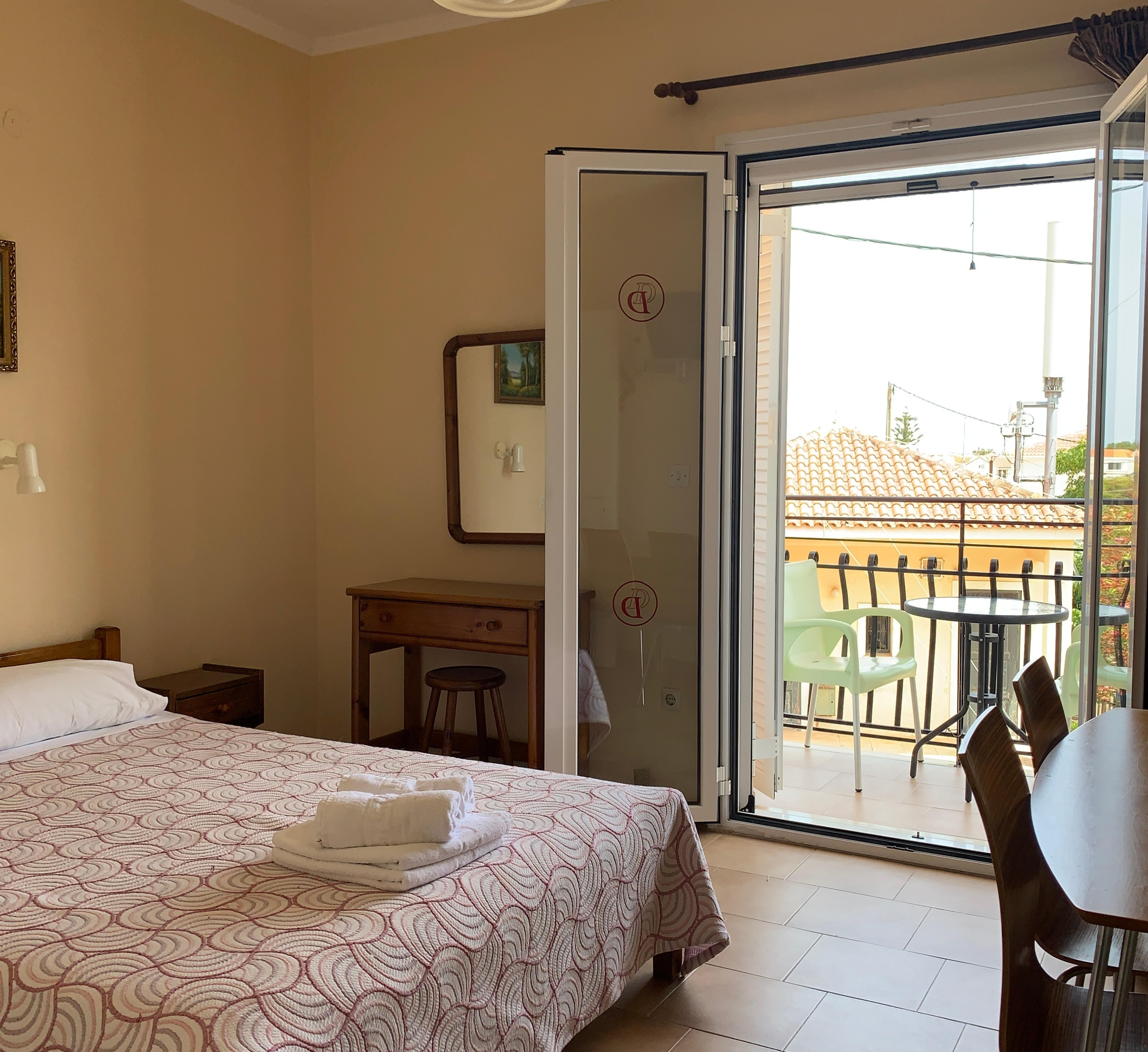 Dionysios Studios Skala  Buitenkant foto