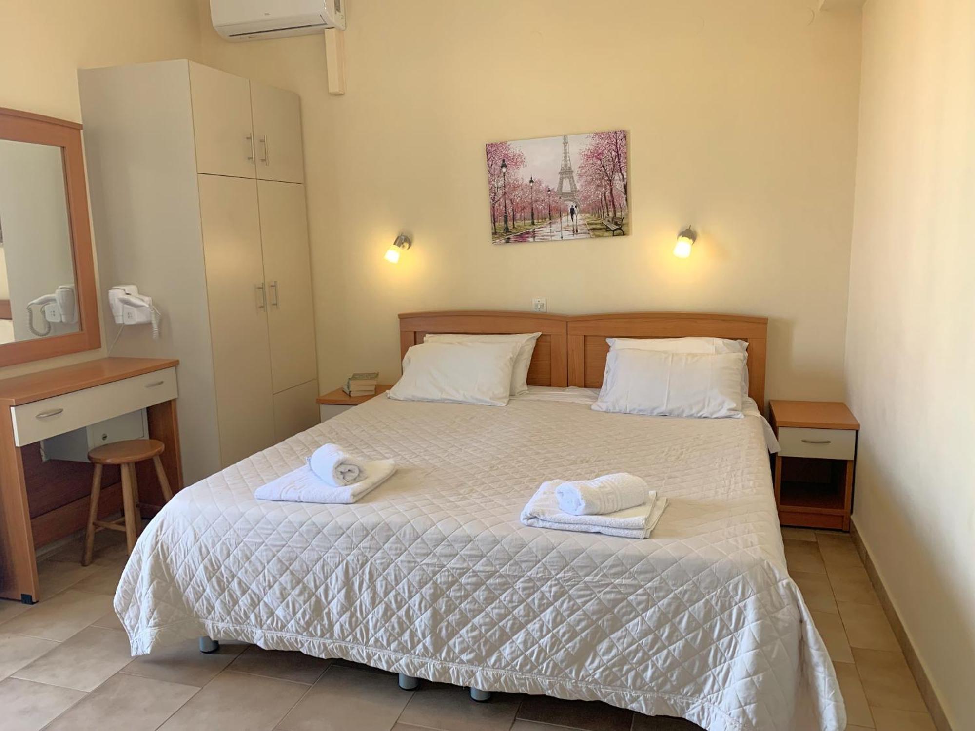 Dionysios Studios Skala  Buitenkant foto